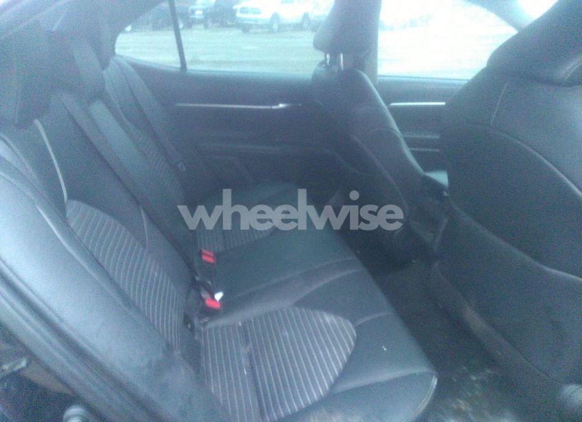 Photo 8 of 2021 Toyota Camry SE (VIN 4T1G11AK0MU516158)