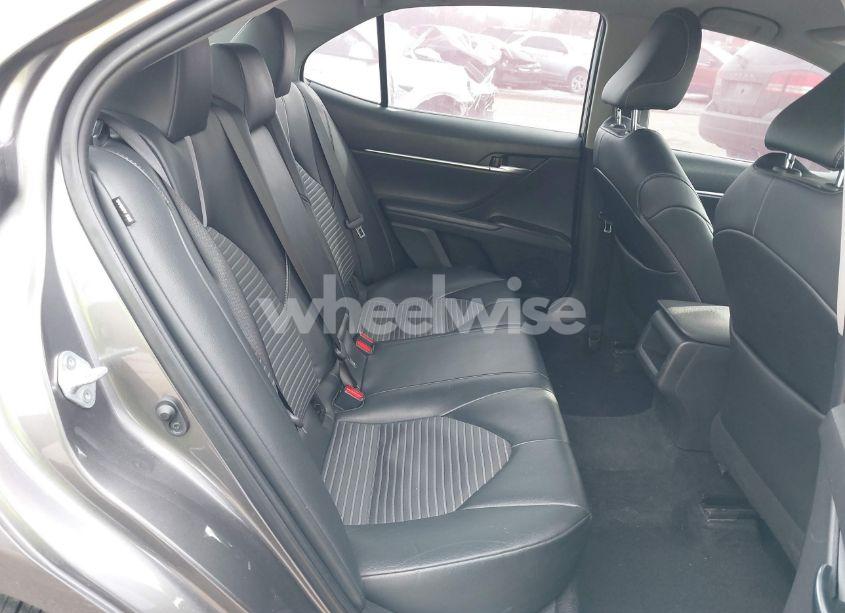 Photo 8 of 2021 Toyota Camry SE (VIN 4T1G11AK0MU524308)