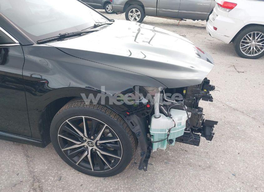 Photo 18 of 2021 Toyota Camry SE (VIN 4T1G11AK0MU581219)