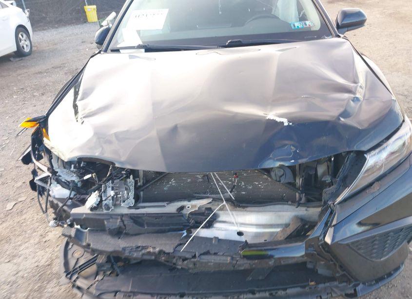 Photo 6 of 2021 Toyota Camry SE (VIN 4T1G11AK0MU582421)