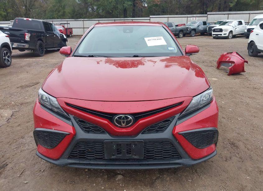 Photo 13 of 2022 Toyota Camry SE (VIN 4T1G11AK0NU031844)