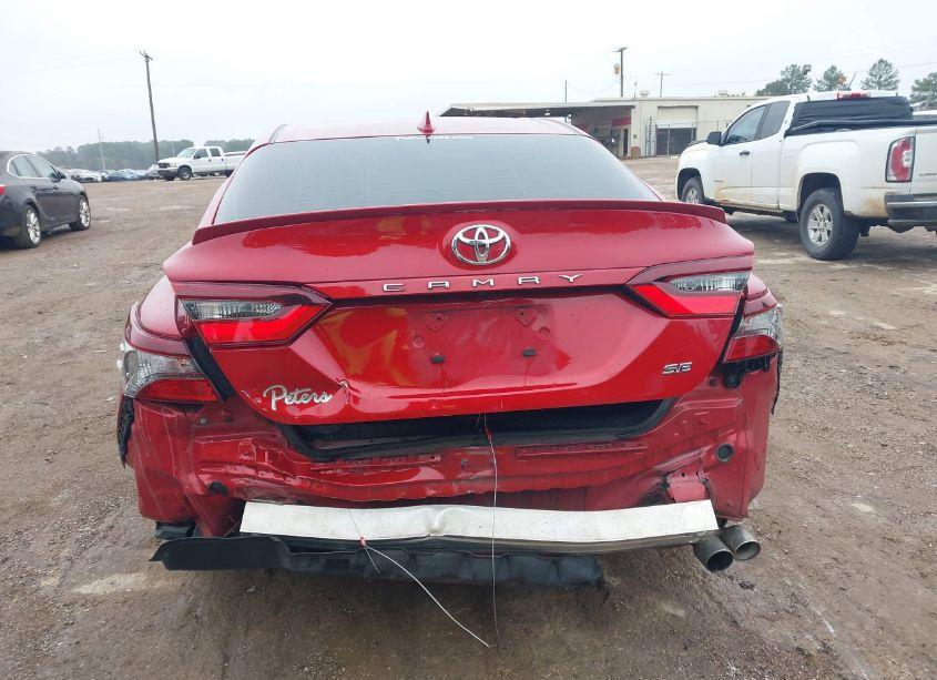 Photo 6 of 2022 Toyota Camry SE (VIN 4T1G11AK0NU031844)