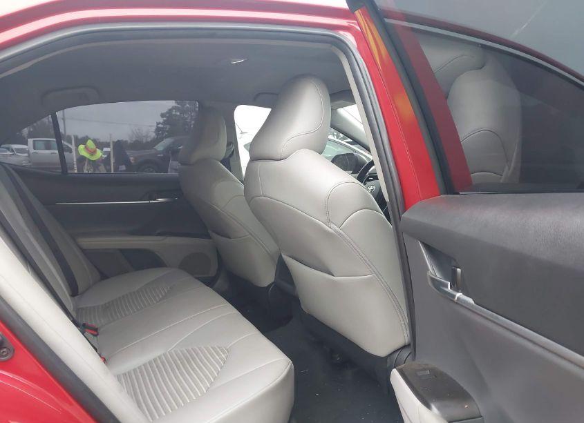 Photo 8 of 2022 Toyota Camry SE (VIN 4T1G11AK0NU031844)