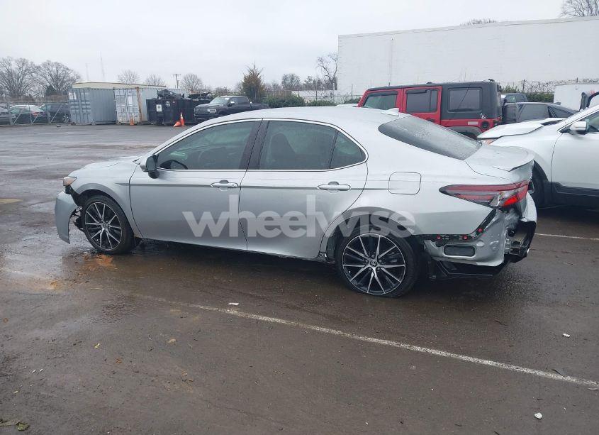 Photo 14 of 2022 Toyota Camry SE (VIN 4T1G11AK0NU038289)