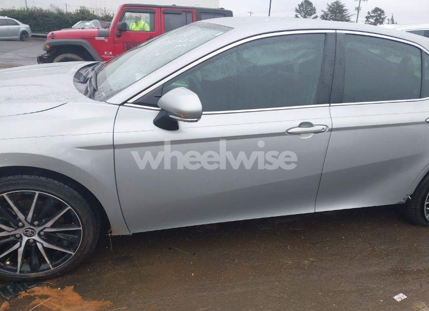 Photo 17 of 2022 Toyota Camry SE (VIN 4T1G11AK0NU038289)