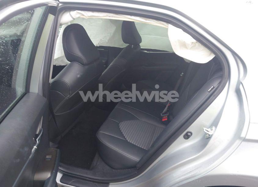 Photo 8 of 2022 Toyota Camry SE (VIN 4T1G11AK0NU038289)