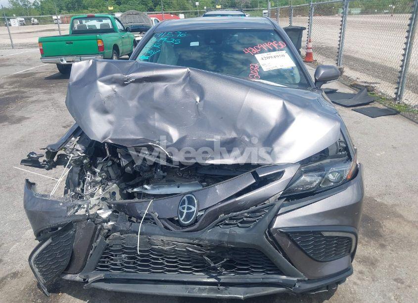 Photo 12 of 2022 Toyota Camry SE (VIN 4T1G11AK0NU057778)