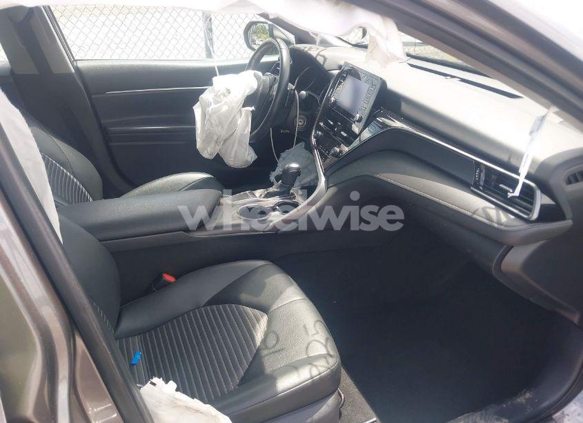 Photo 5 of 2022 Toyota Camry SE (VIN 4T1G11AK0NU057778)