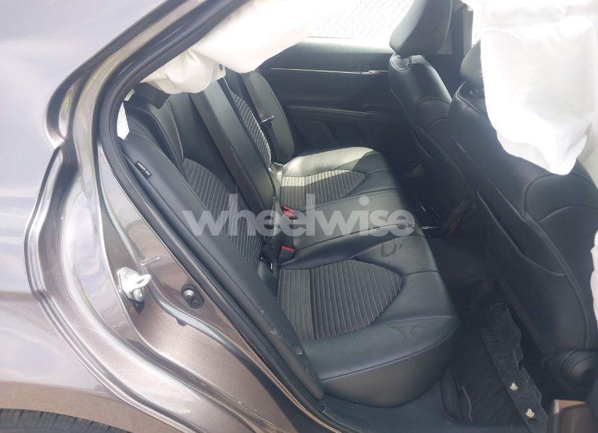 Photo 8 of 2022 Toyota Camry SE (VIN 4T1G11AK0NU057778)