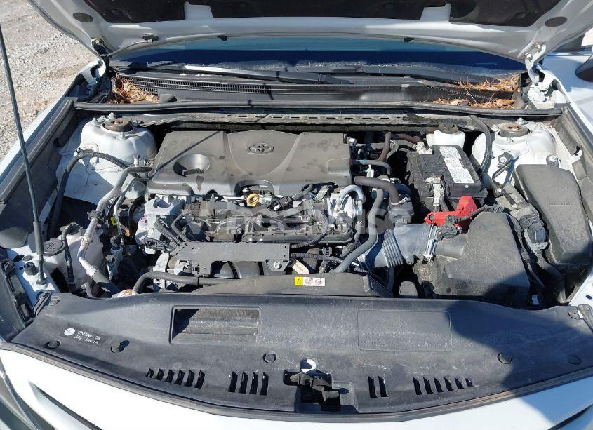 Photo 10 of 2022 Toyota Camry SE (VIN 4T1G11AK0NU070773)