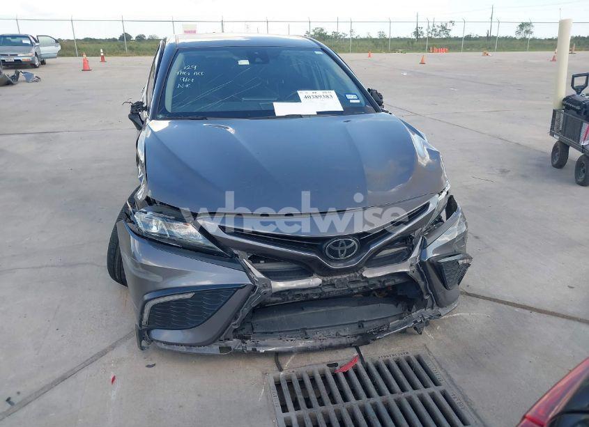 Photo 12 of 2022 Toyota Camry SE (VIN 4T1G11AK0NU659998)