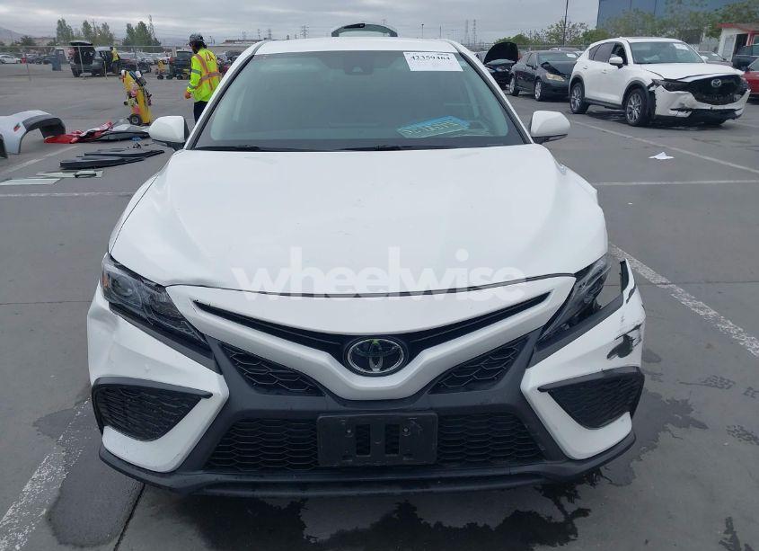 Photo 12 of 2022 Toyota Camry SE (VIN 4T1G11AK0NU715065)