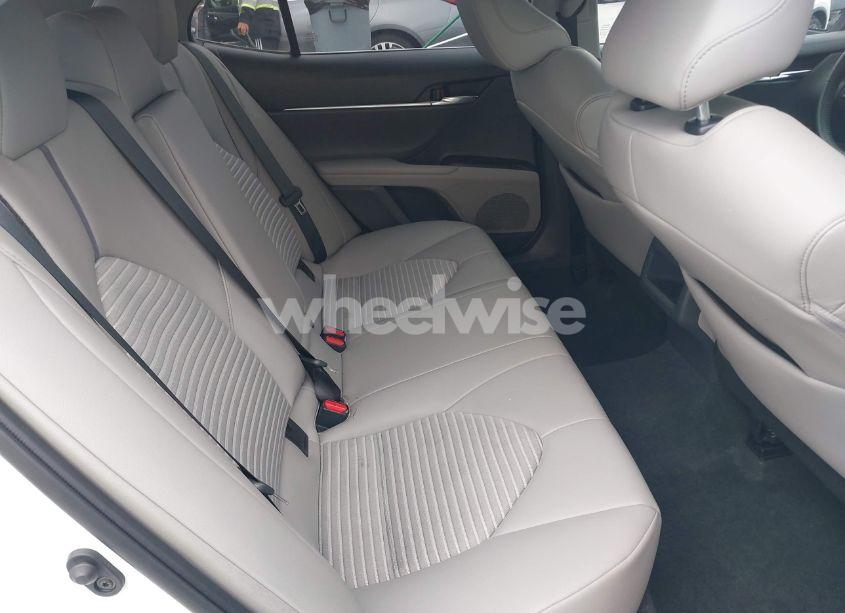 Photo 8 of 2022 Toyota Camry SE (VIN 4T1G11AK0NU715065)