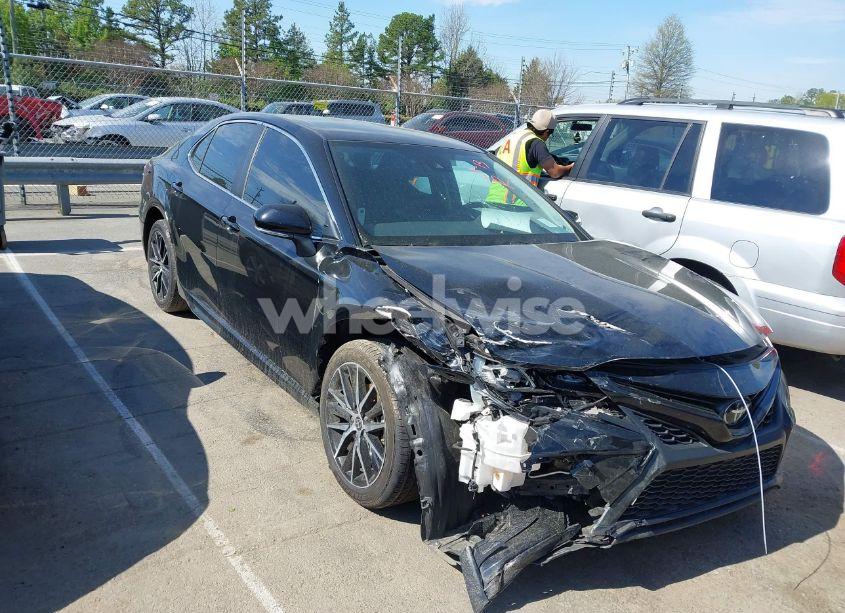 2023 Toyota Camry SE (VIN 4T1G11AK0PU117531) main photo
