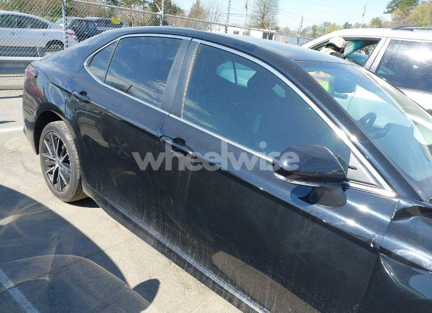 Photo 13 of 2023 Toyota Camry SE (VIN 4T1G11AK0PU117531)