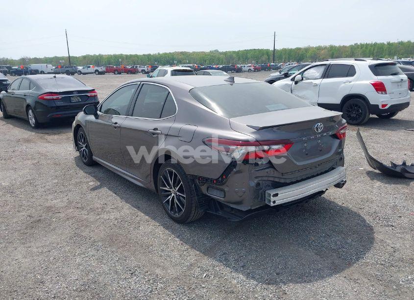 Photo 3 of 2023 Toyota Camry SE (VIN 4T1G11AK0PU719393)