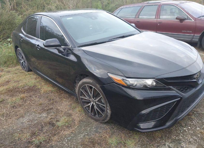 2023 Toyota Camry SE (VIN 4T1G11AK0PU720205) main photo