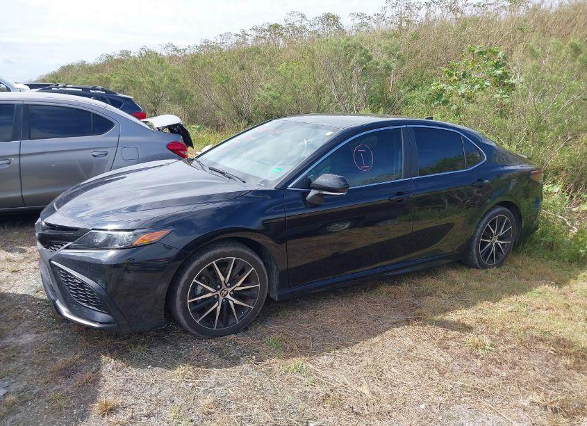 Photo 15 of 2023 Toyota Camry SE (VIN 4T1G11AK0PU720205)