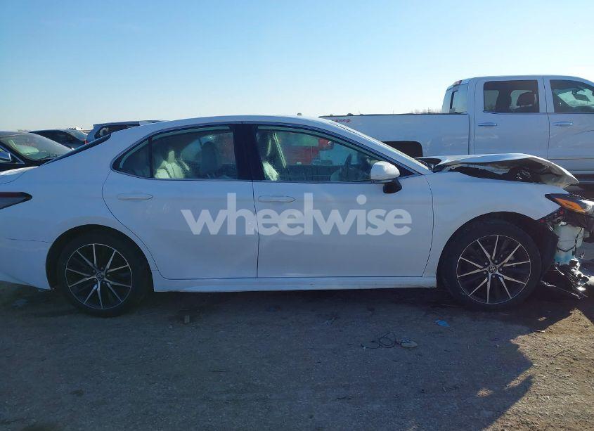 Photo 13 of 2023 Toyota Camry SE (VIN 4T1G11AK0PU735819)