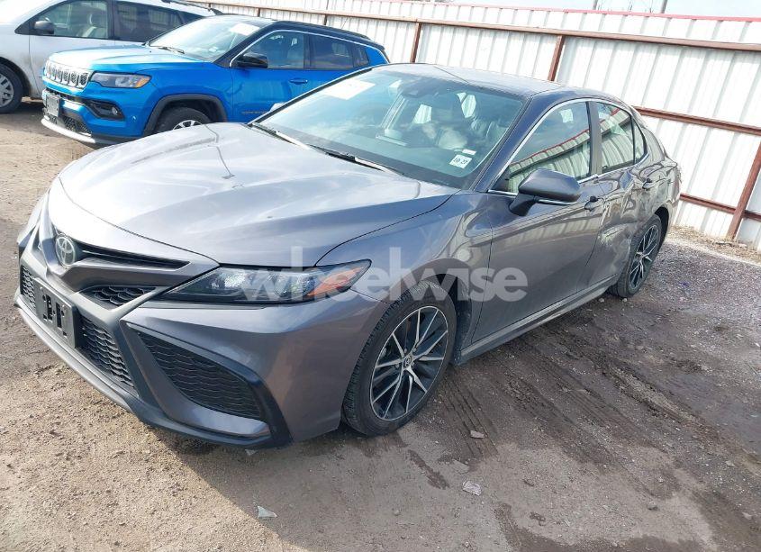 Photo 2 of 2023 Toyota Camry SE (VIN 4T1G11AK0PU740051)