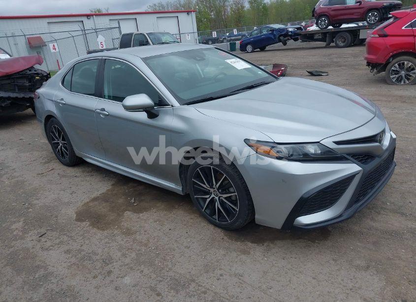 2023 Toyota Camry SE (VIN 4T1G11AK0PU766665) main photo
