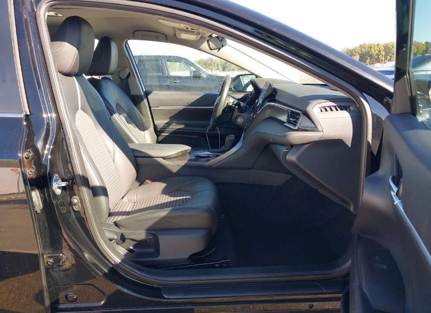 Photo 5 of 2023 Toyota Camry SE (VIN 4T1G11AK0PU779903)