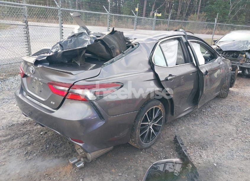 Photo 4 of 2023 Toyota Camry SE (VIN 4T1G11AK0PU784101)