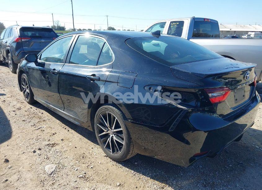Photo 3 of 2023 Toyota Camry SE (VIN 4T1G11AK0PU798032)