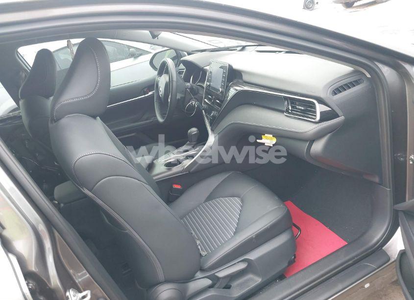 Photo 5 of 2023 Toyota Camry SE (VIN 4T1G11AK0PU830235)