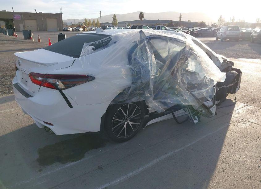 Photo 4 of 2024 Toyota Camry SE (VIN 4T1G11AK0RU206485)