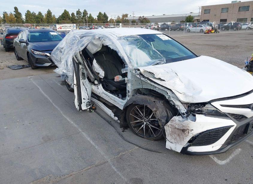 Photo 6 of 2024 Toyota Camry SE (VIN 4T1G11AK0RU206485)