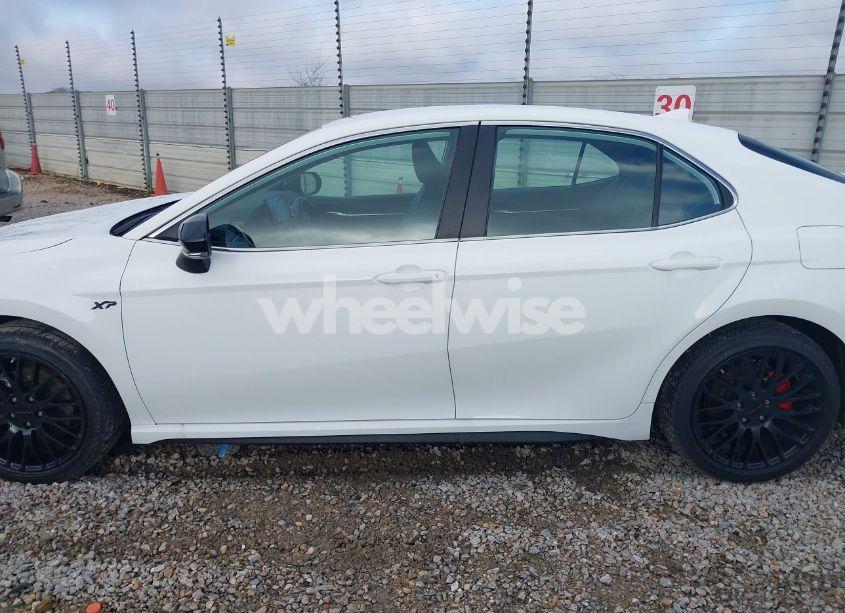 Photo 15 of 2024 Toyota Camry SE (VIN 4T1G11AK0RU210651)