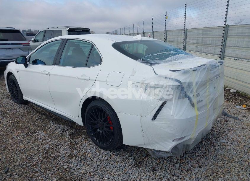 Photo 3 of 2024 Toyota Camry SE (VIN 4T1G11AK0RU210651)