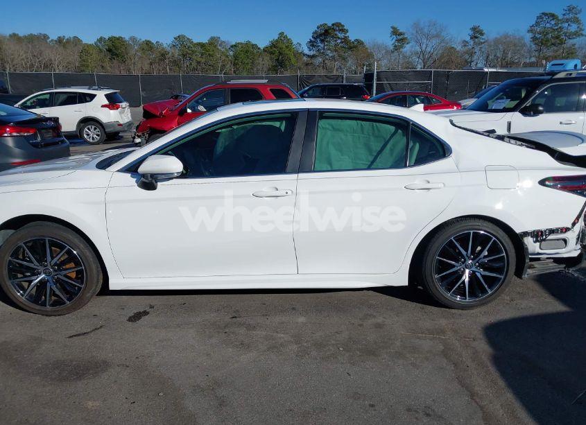Photo 15 of 2024 Toyota Camry SE (VIN 4T1G11AK0RU228986)