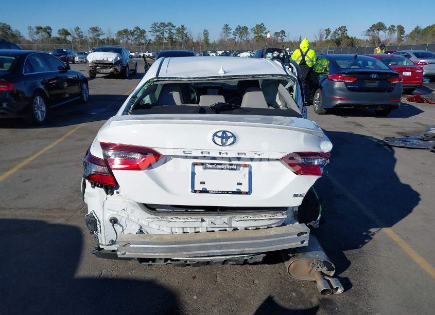 Photo 17 of 2024 Toyota Camry SE (VIN 4T1G11AK0RU228986)