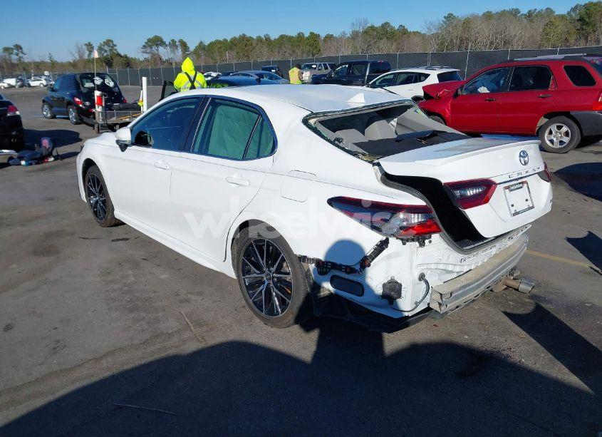 Photo 3 of 2024 Toyota Camry SE (VIN 4T1G11AK0RU228986)