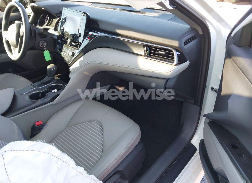 Photo 5 of 2024 Toyota Camry SE (VIN 4T1G11AK0RU228986)