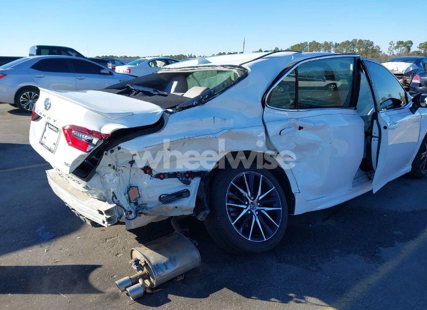 Photo 6 of 2024 Toyota Camry SE (VIN 4T1G11AK0RU228986)