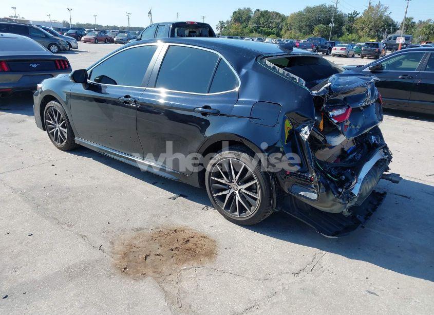 Photo 3 of 2024 Toyota Camry SE (VIN 4T1G11AK0RU231578)