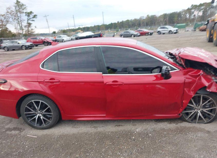 Photo 13 of 2024 Toyota Camry SE (VIN 4T1G11AK0RU233976)