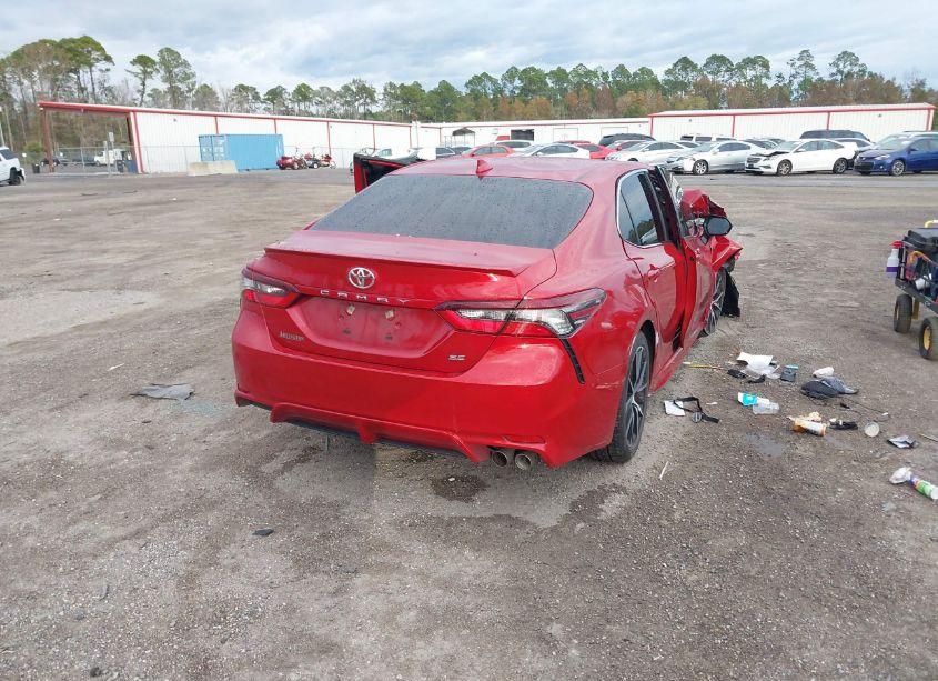 Photo 4 of 2024 Toyota Camry SE (VIN 4T1G11AK0RU233976)