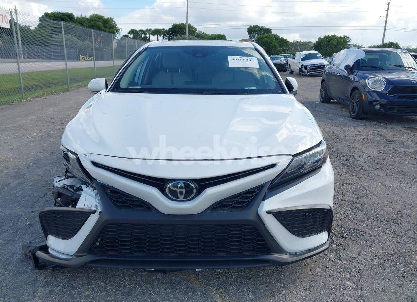 Photo 12 of 2024 Toyota Camry SE (VIN 4T1G11AK0RU242094)