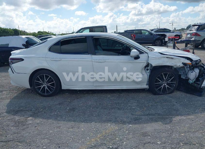 Photo 13 of 2024 Toyota Camry SE (VIN 4T1G11AK0RU242094)