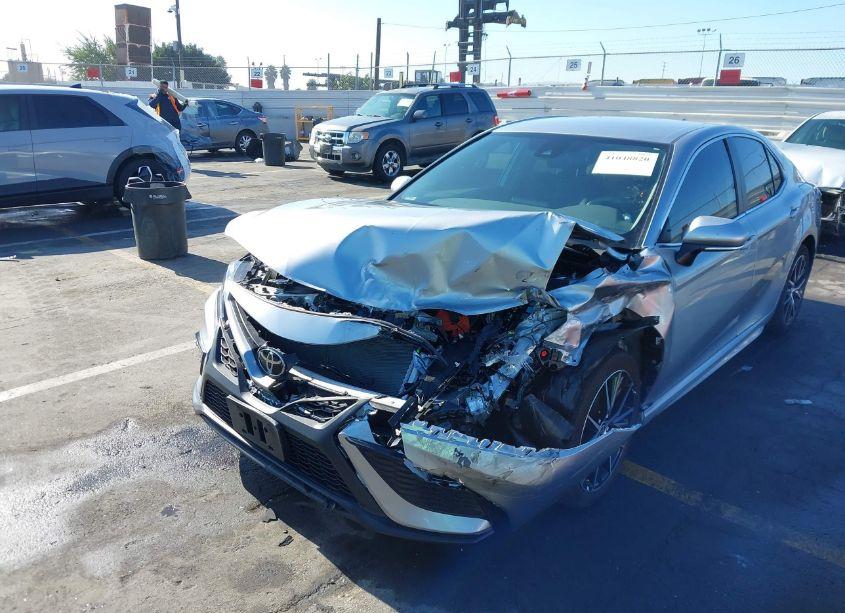 Photo 6 of 2024 Toyota Camry SE (VIN 4T1G11AK0RU844185)