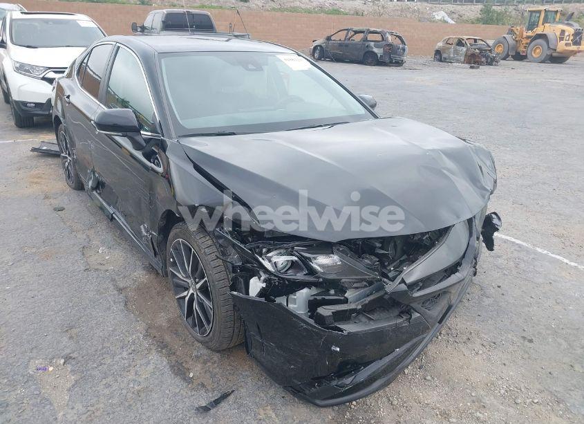 Photo 6 of 2024 Toyota Camry SE (VIN 4T1G11AK0RU858569)