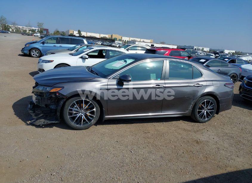 Photo 15 of 2024 Toyota Camry SE (VIN 4T1G11AK0RU871158)