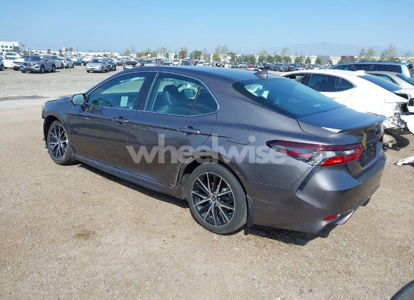 Photo 3 of 2024 Toyota Camry SE (VIN 4T1G11AK0RU871158)