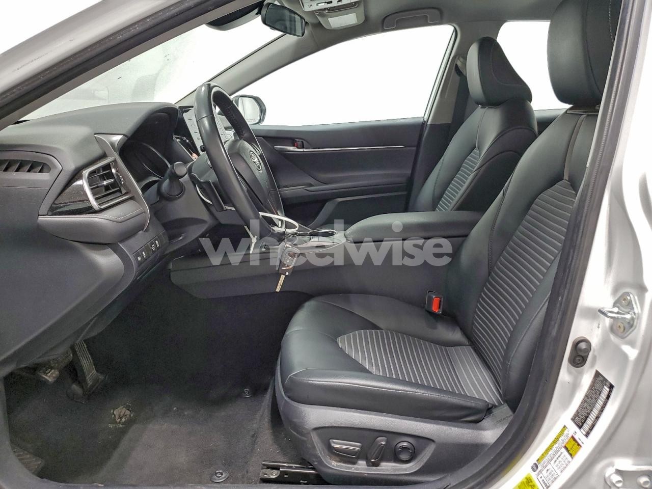 Photo 7 of 2024 TOYOTA CAMRY SE NIGHT SHADE (VIN 4T1G11AK0RU878398)