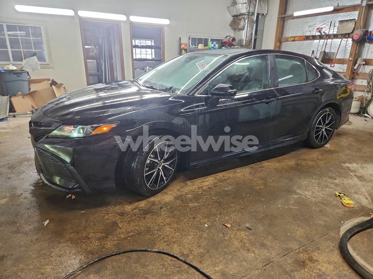 2024 TOYOTA CAMRY SE NIGHT SHADE (VIN 4T1G11AK0RU880314) main photo