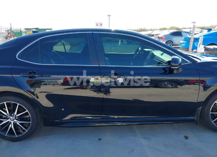 Photo 13 of 2024 Toyota Camry SE (VIN 4T1G11AK0RU880961)